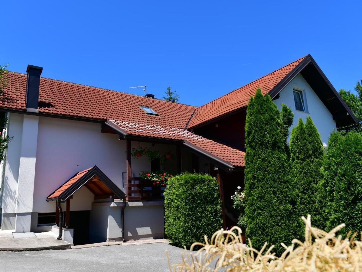 Apartments Marija Rakovica Esterno foto